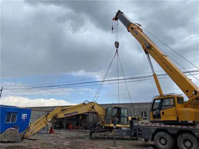 榆中县25吨吊车的工作半径是多少？